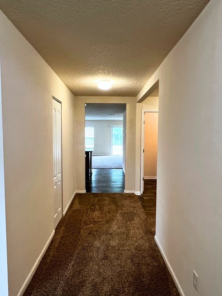 232 Brooklet Cir - Photo 2 of 18