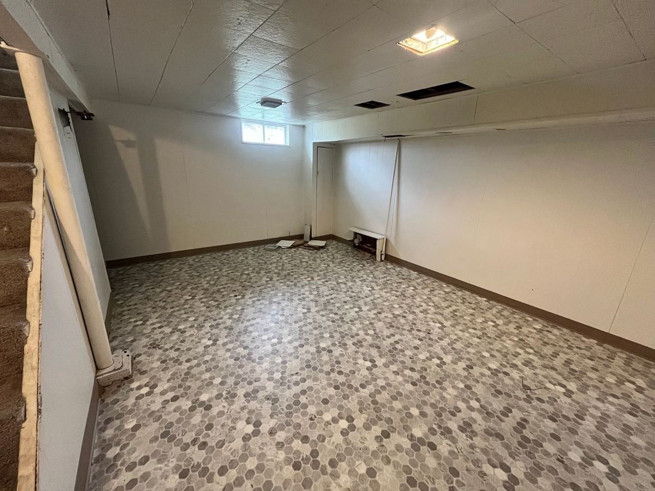 2537 S 46th Ave - Photo 6 of 10