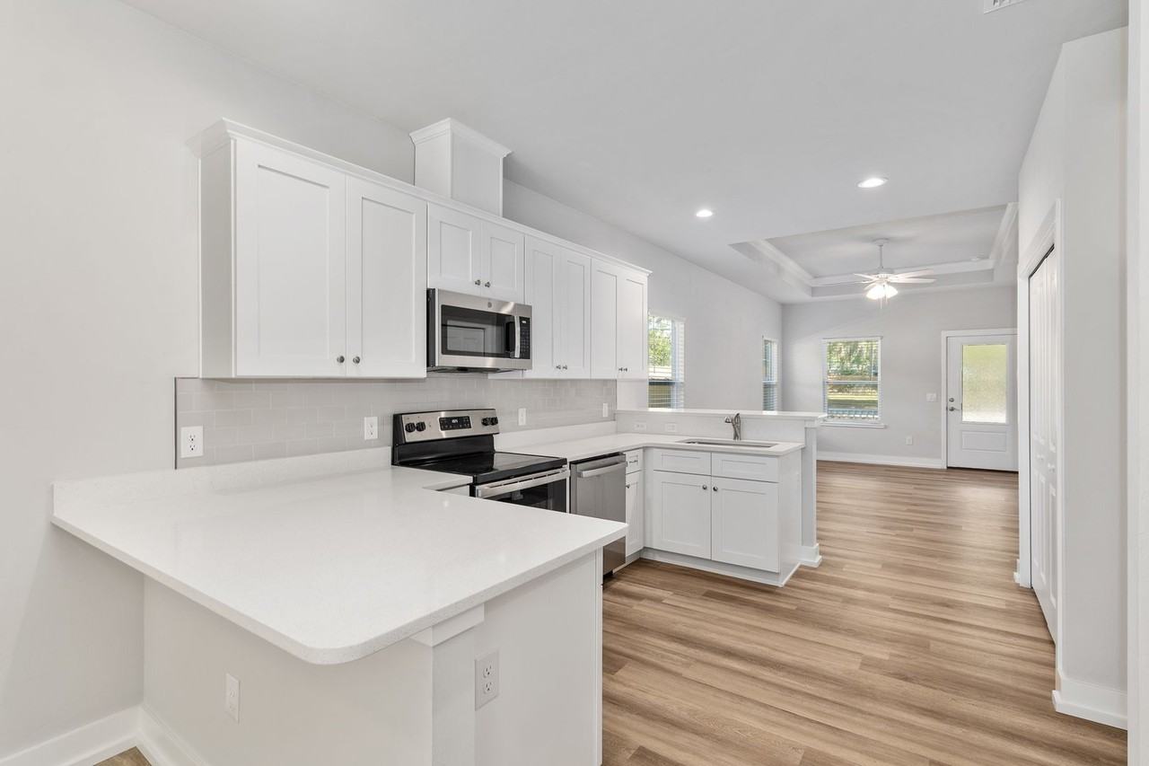 420 Nw 1st St - Photo 5 of 22