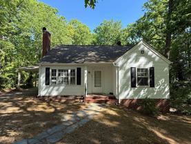 903 E Wade St - Photo 1 of 1