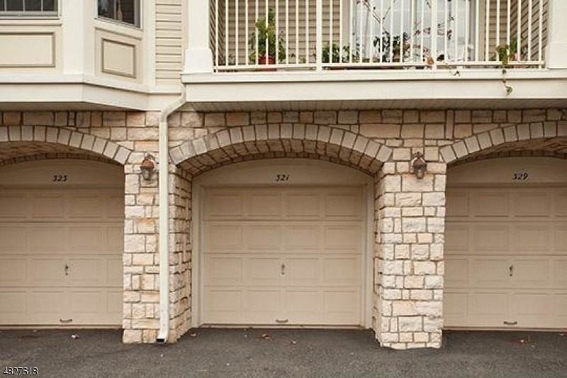 321 Edmonton Ct - Photo 2 of 13