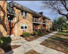 808 Eves Dr #2R - Photo 1 of 1