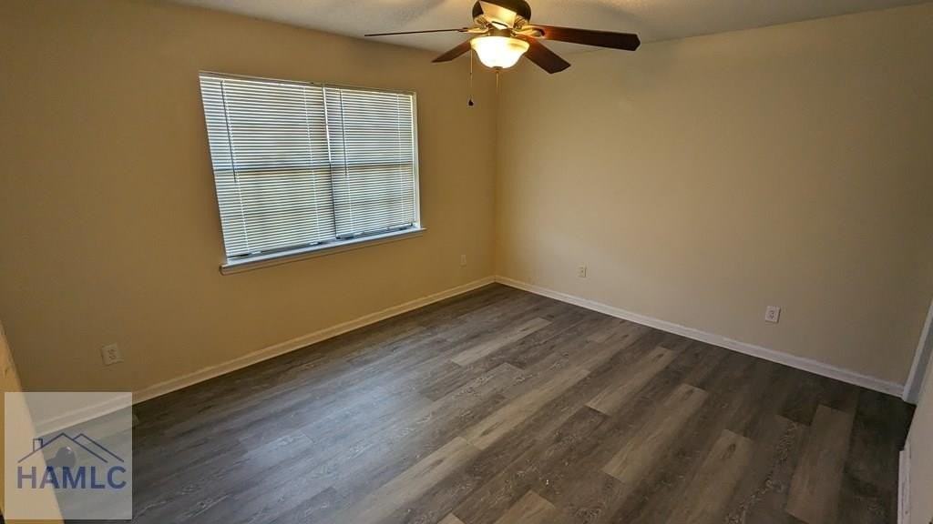 959 Shady Ln - Photo 6 of 9