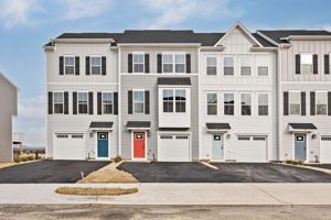 featured image of 22 Iron Horse Ln