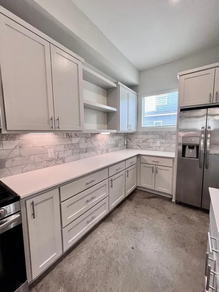 6913 Meador Ave - Photo 5 of 30