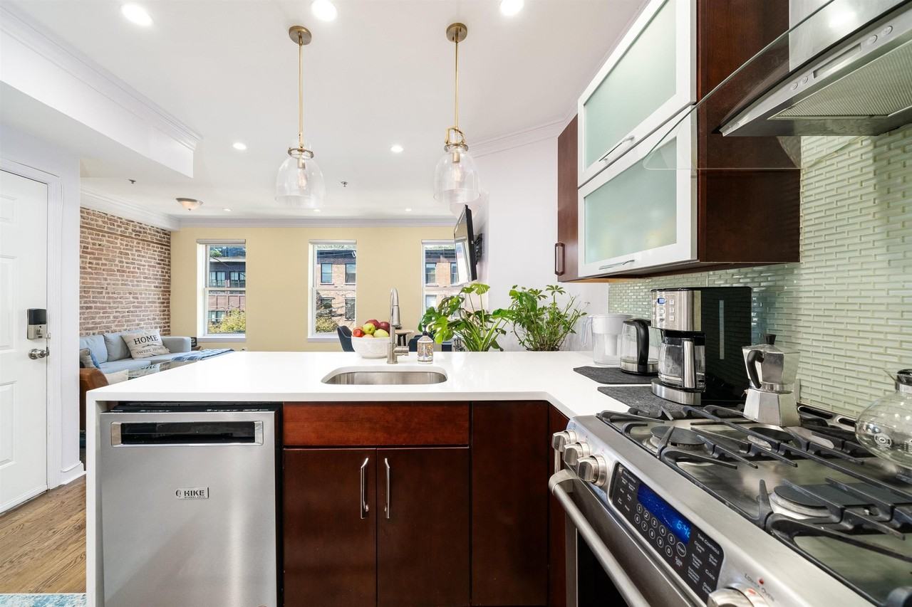 509 Garden St #3 - Photo 5 of 17