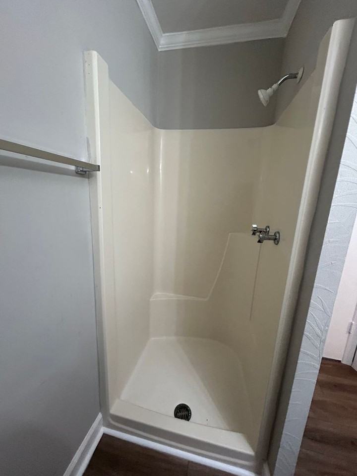 735 W Mountain St - Photo 6 of 6