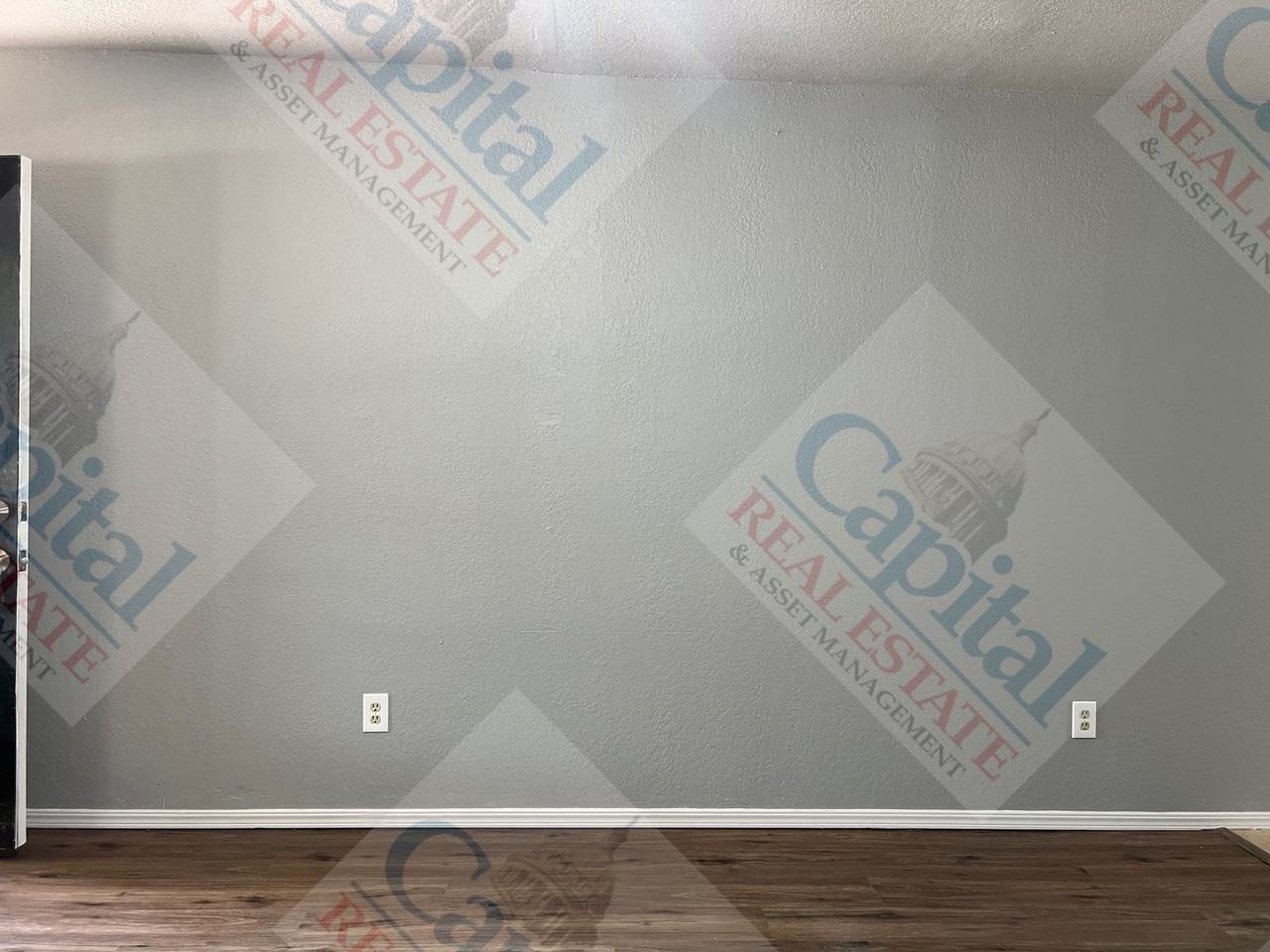 733 W Perry Dr - Photo 4 of 32