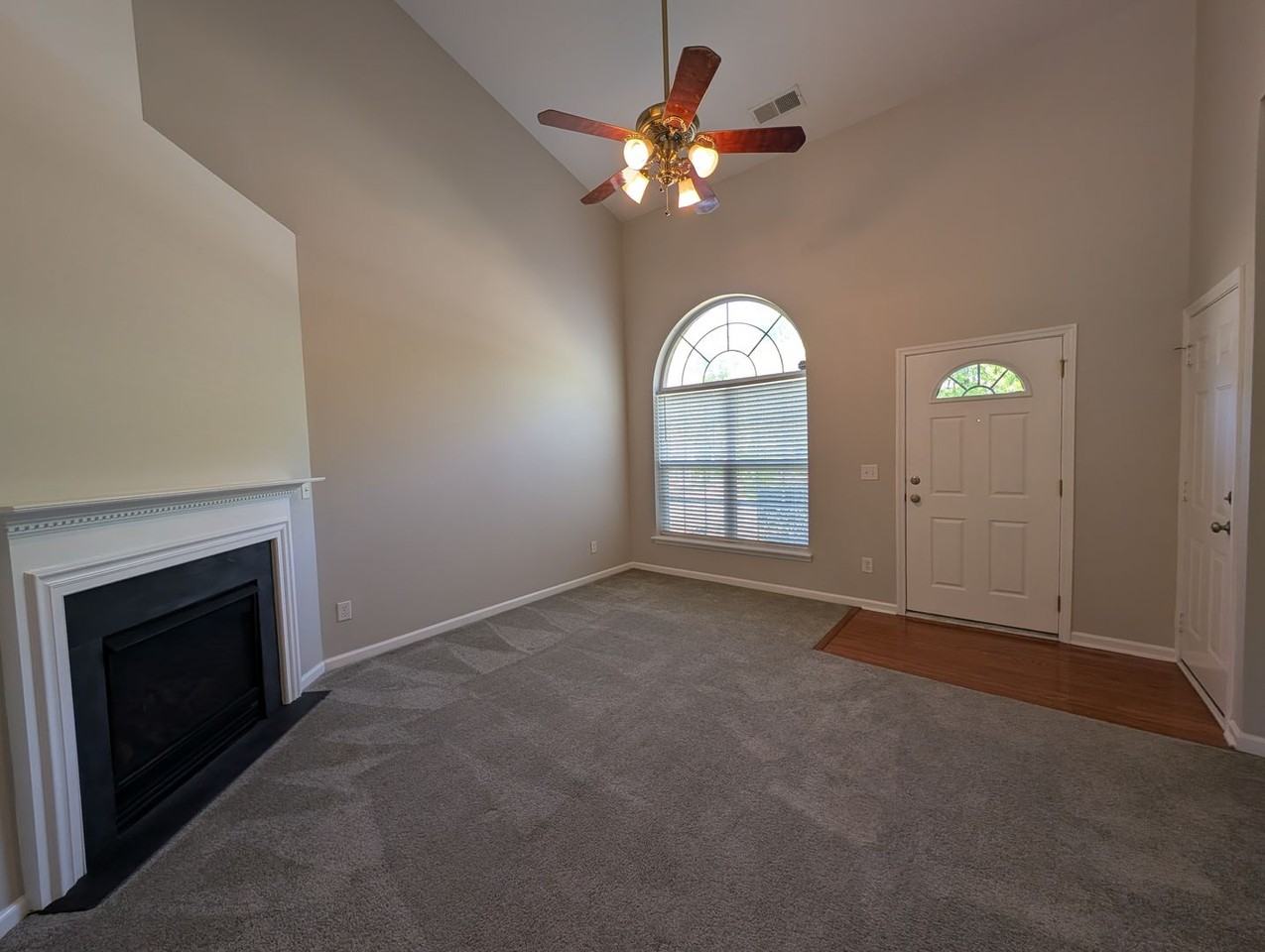 12304 Stratfield Place Cir - Photo 7 of 26