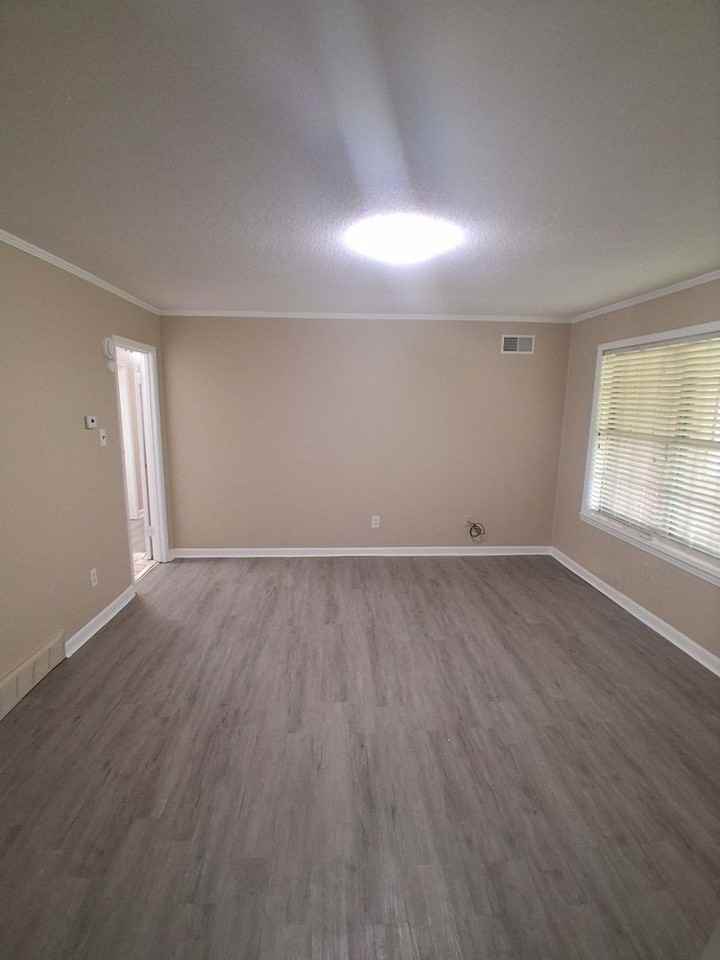 5091 Boeingshire Dr - Photo 2 of 10