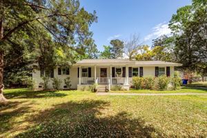 featured image of 2045 Lake Ave