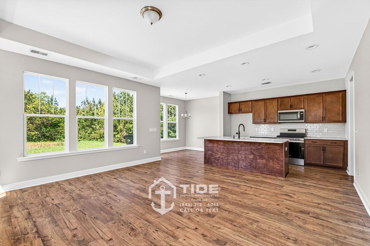 141 Hawthorne Landing Dr - Photo 7 of 34