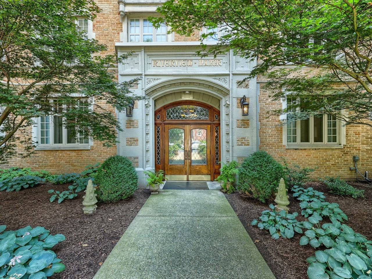 1525 N Front St - Photo 2 of 20