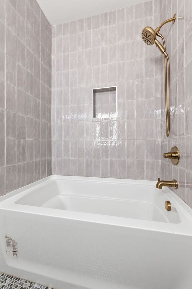 6305 Robertson Ave - Photo 6 of 28