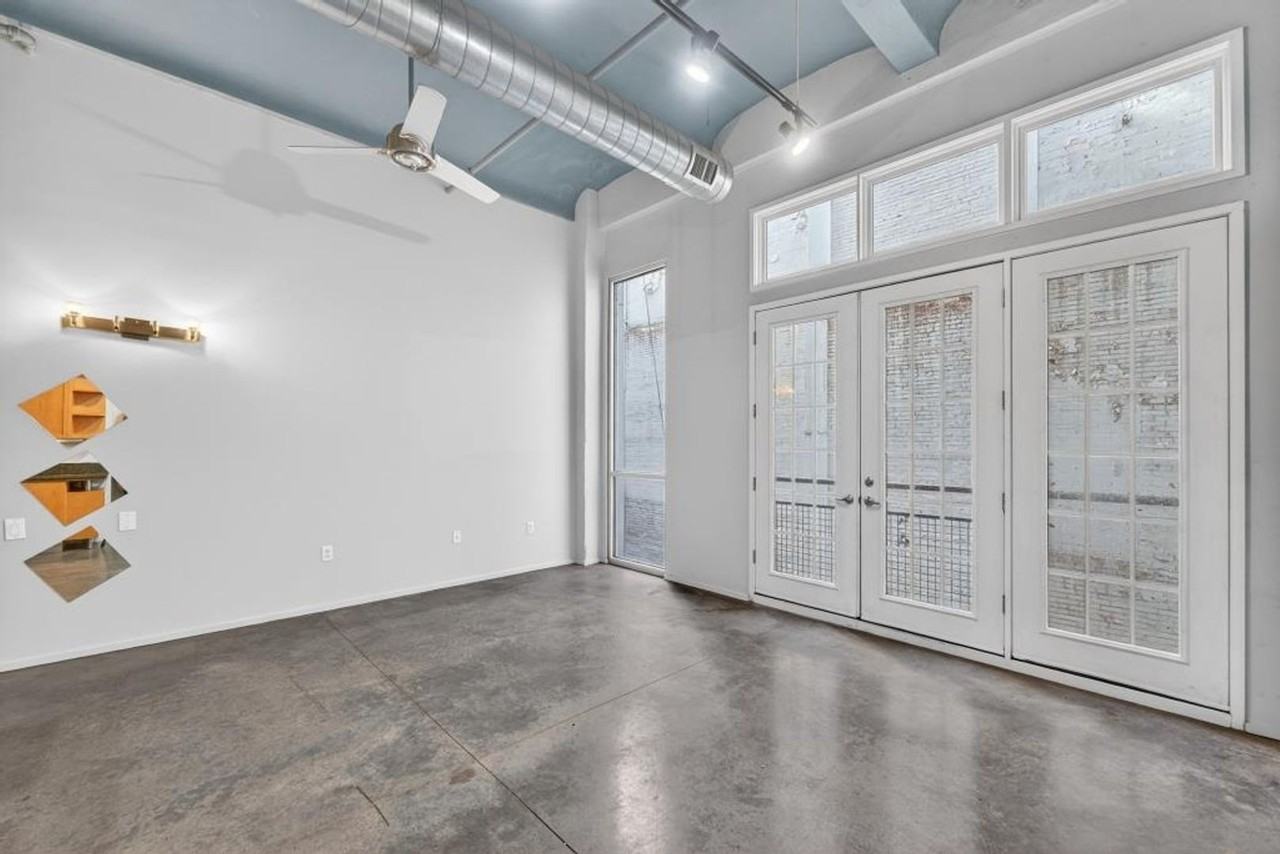 1136 Washington Ave - Photo 7 of 27