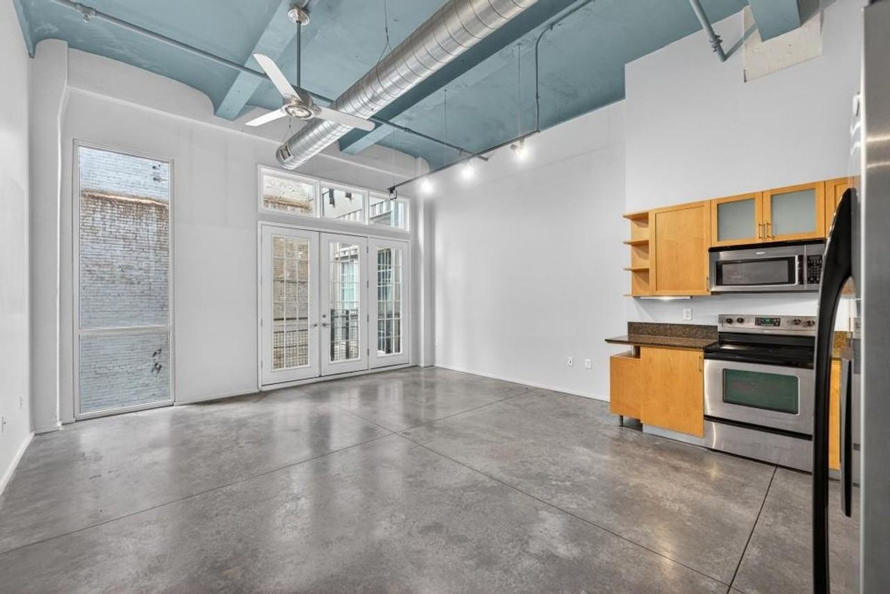 1136 Washington Ave - Photo 6 of 27