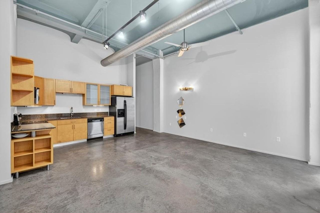 1136 Washington Ave - Photo 4 of 27