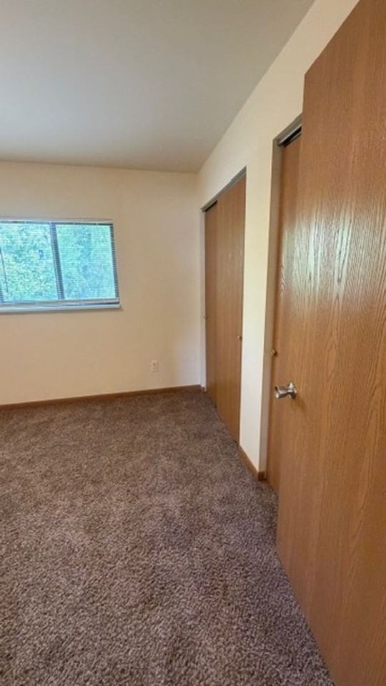 21 Village West Ct #201 - Photo 3 of 13