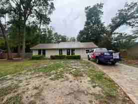 4314 Nw 27th Ter - Photo 1 of 1