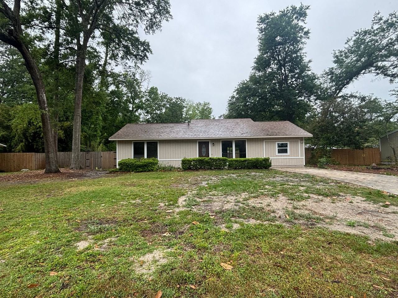 4314 Nw 27th Ter - Photo 2 of 26