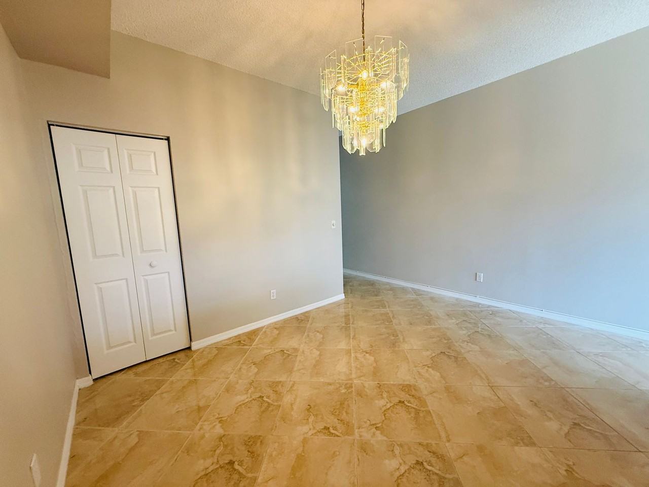 2843 Thaxton Dr #38 - Photo 7 of 19