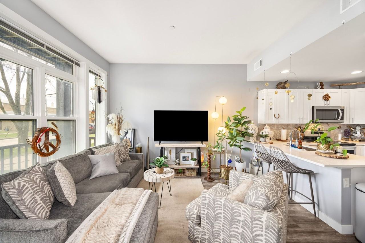 8934 Fairview - Photo 6 of 14