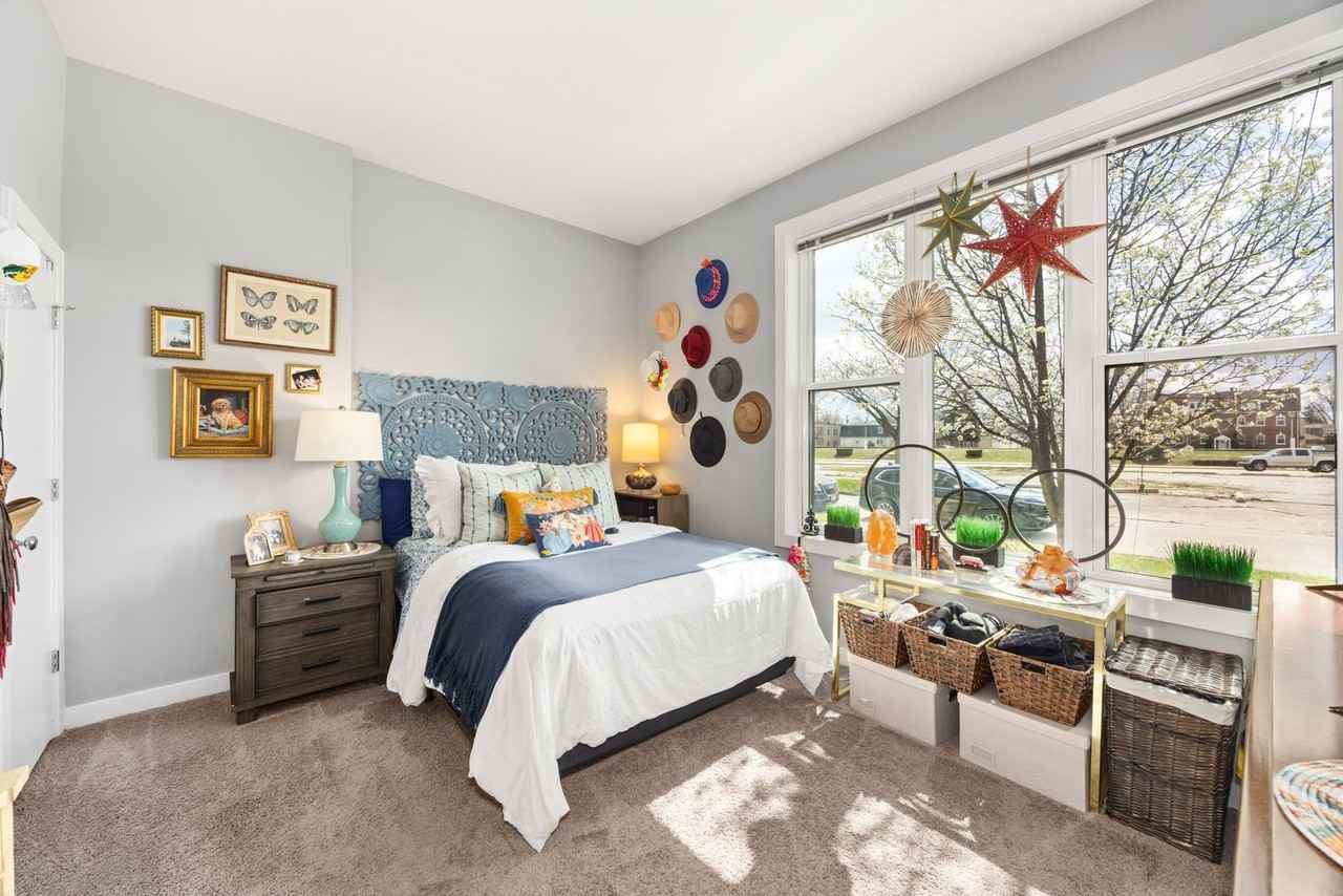 8934 Fairview - Photo 7 of 14