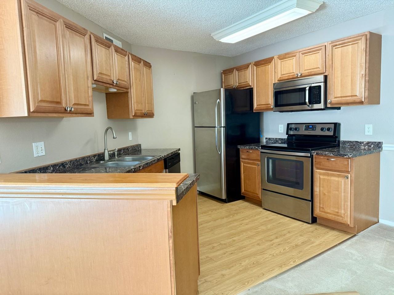1550 S Belcher Rd - Photo 3 of 25