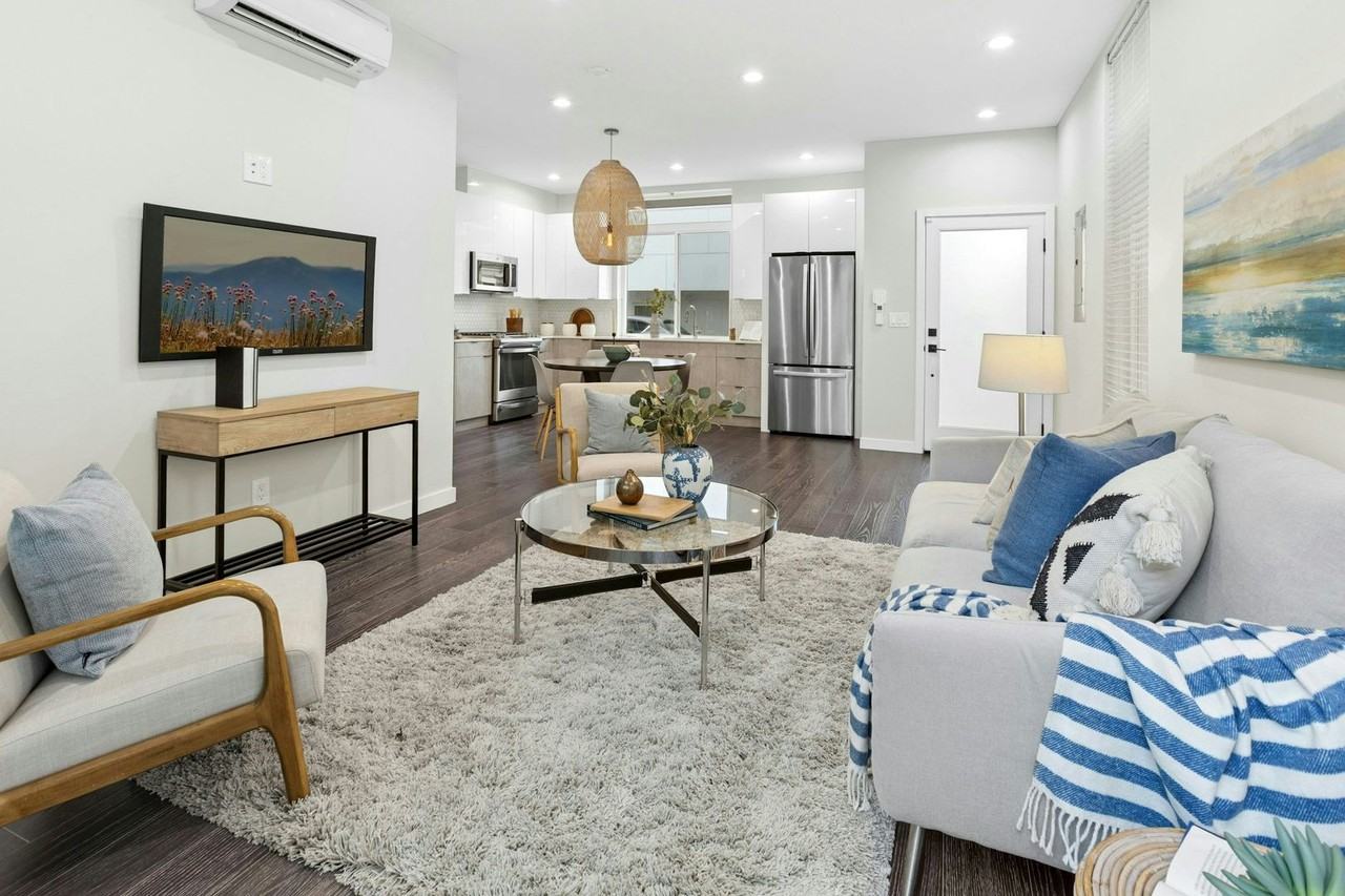 1142 Nw 59th St #B - Photo 4 of 28