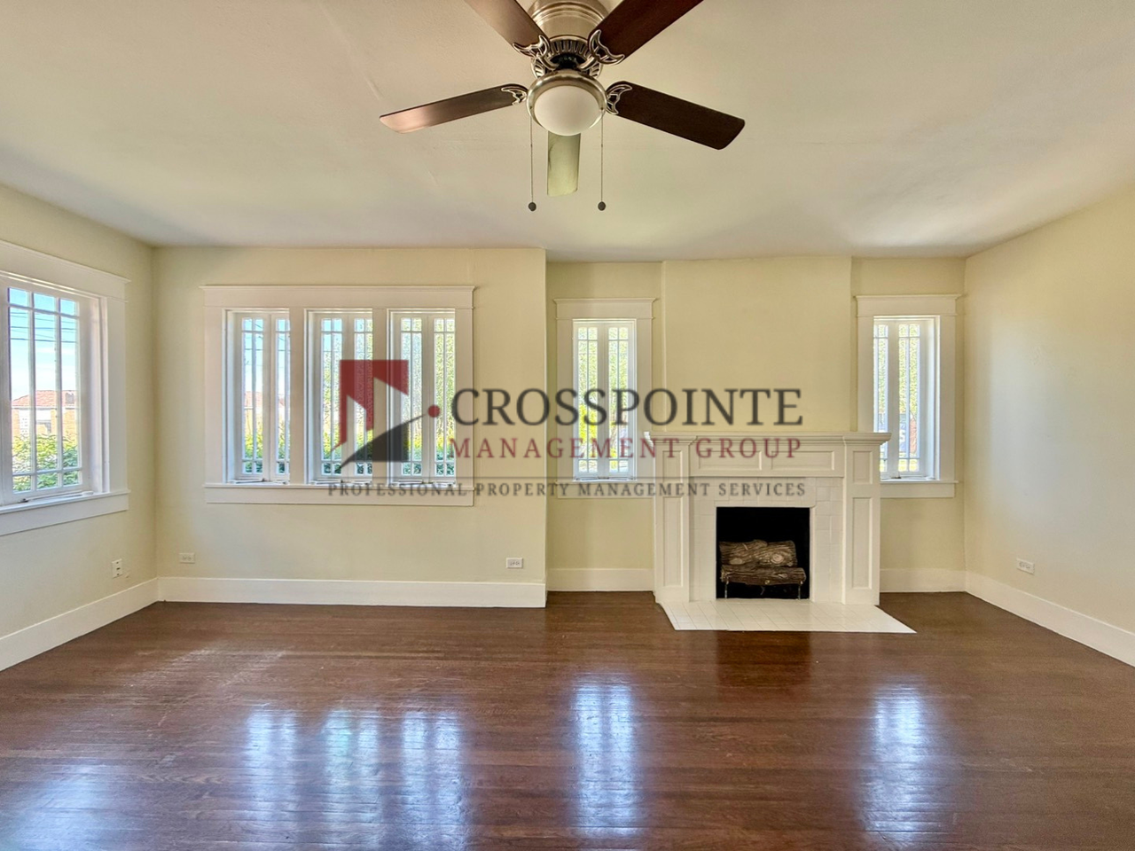 431 S College Ave - Photo 5 of 19