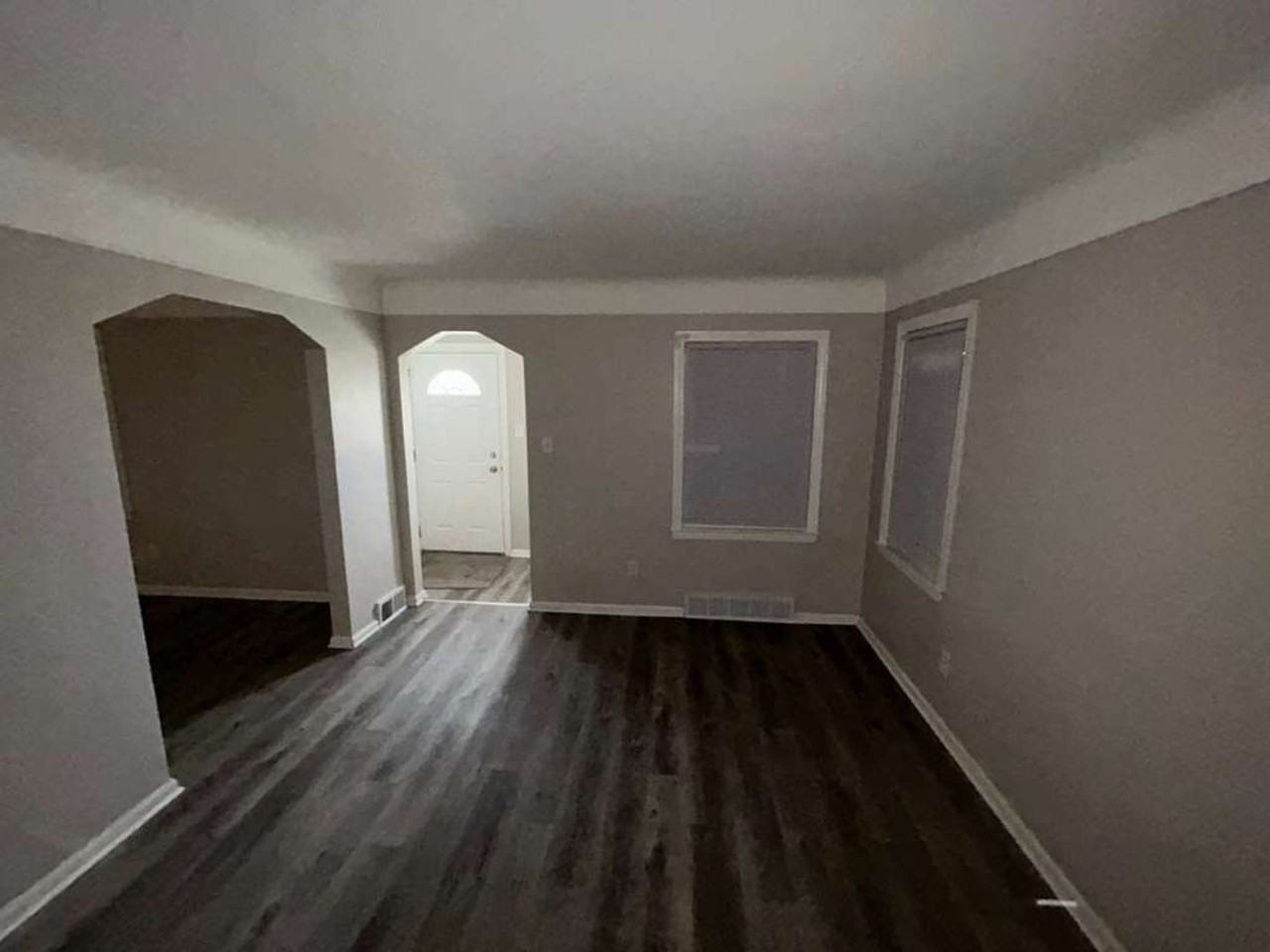 20522 Ardmore St - Photo 5 of 23