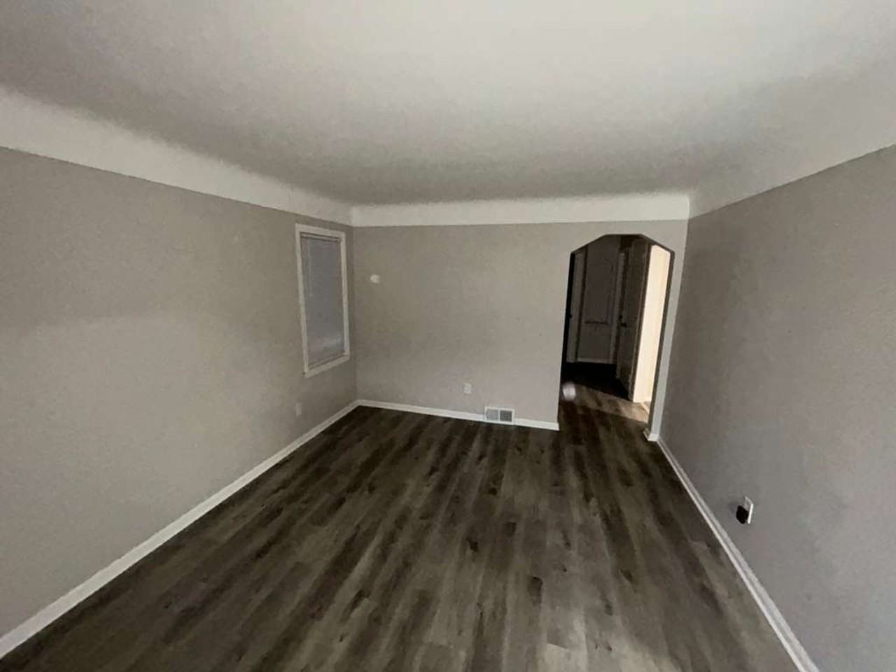 20522 Ardmore St - Photo 6 of 23