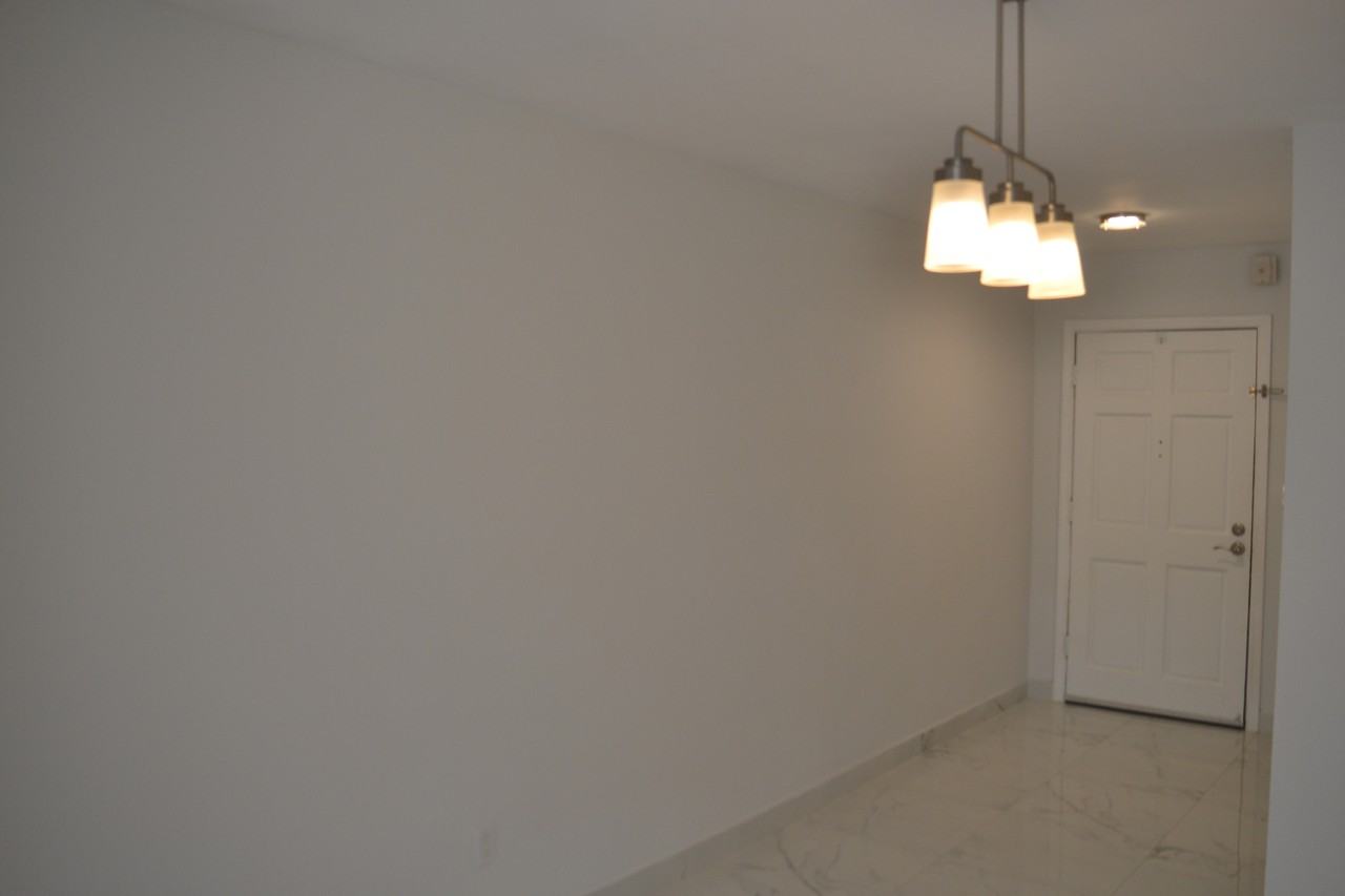 220 Nw 87th Ave - Photo 6 of 24