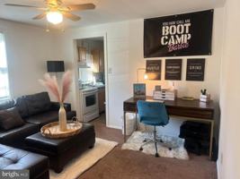 featured image of 1551 Fairview Ave ##B