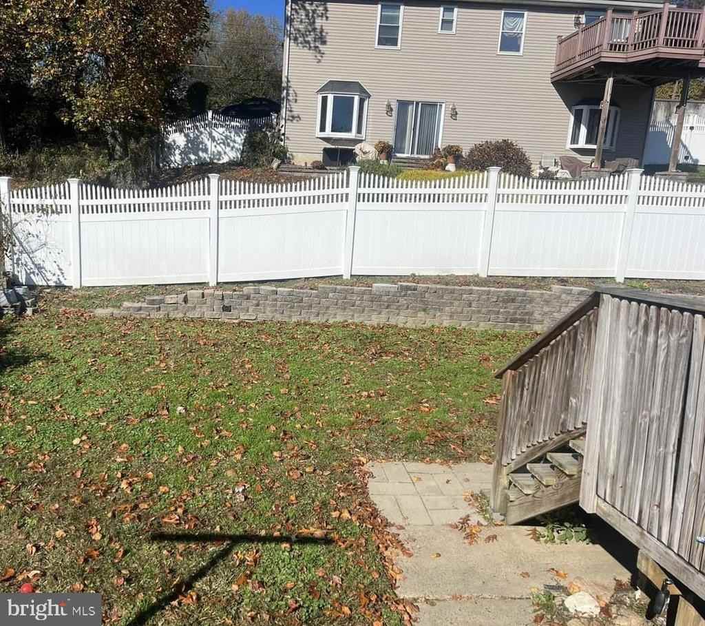 1551 Fairview Ave ##B - Photo 7 of 8