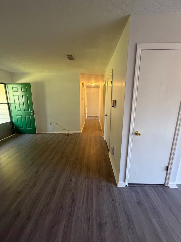 231 Honey Lane Cir #1 - Photo 6 of 14