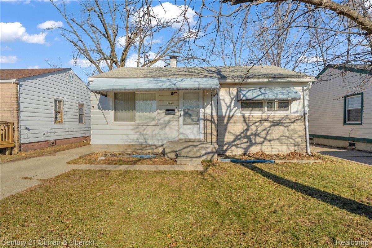 7011 Lozier Ave - Photo 2 of 17