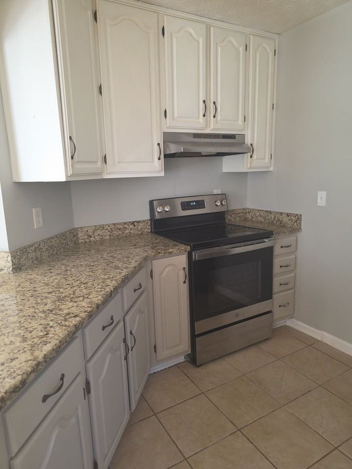 7136 Breckenridge Dr #1 - Photo 3 of 13