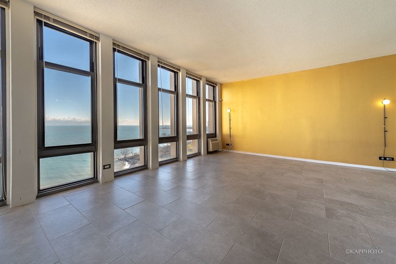 6700 S South Shore Dr - Photo 2 of 29
