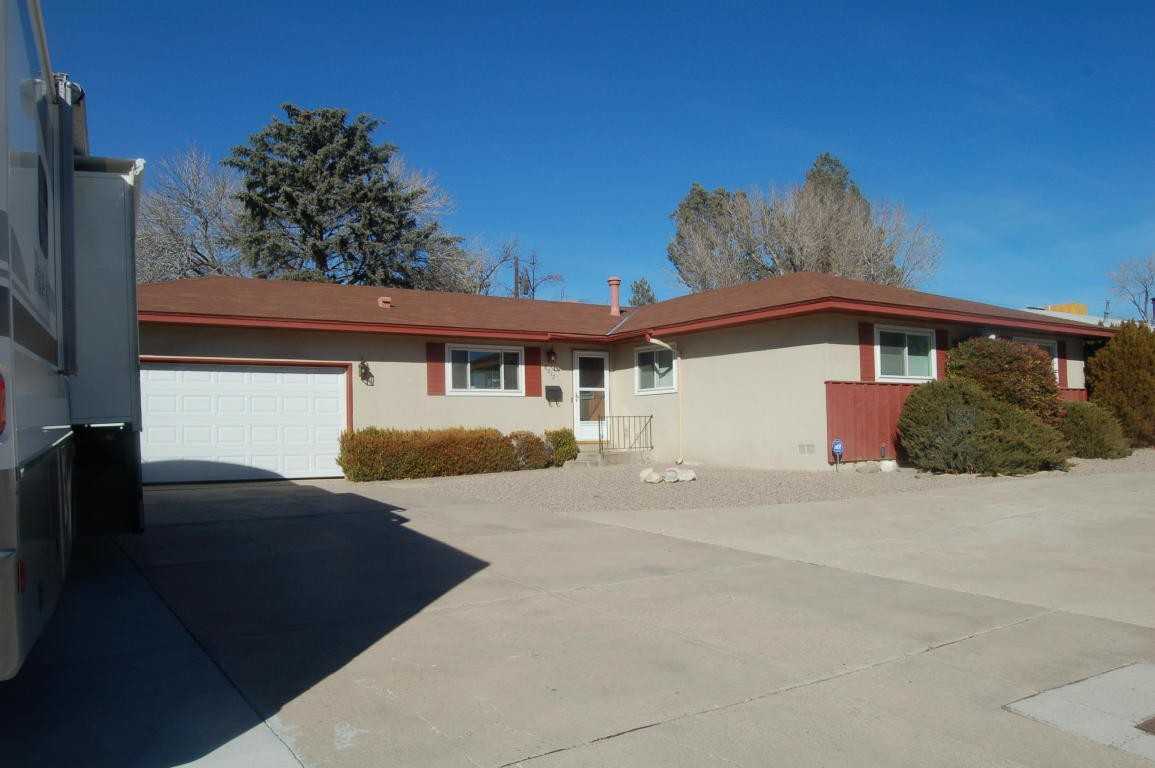 6017 Rogers Ave NE - Photo 3 of 43