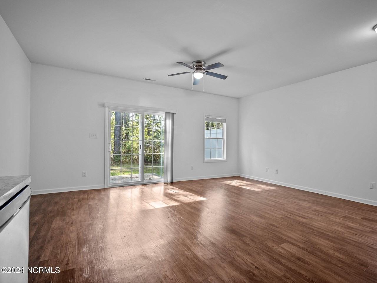 300 Kenan Loop - Photo 3 of 26