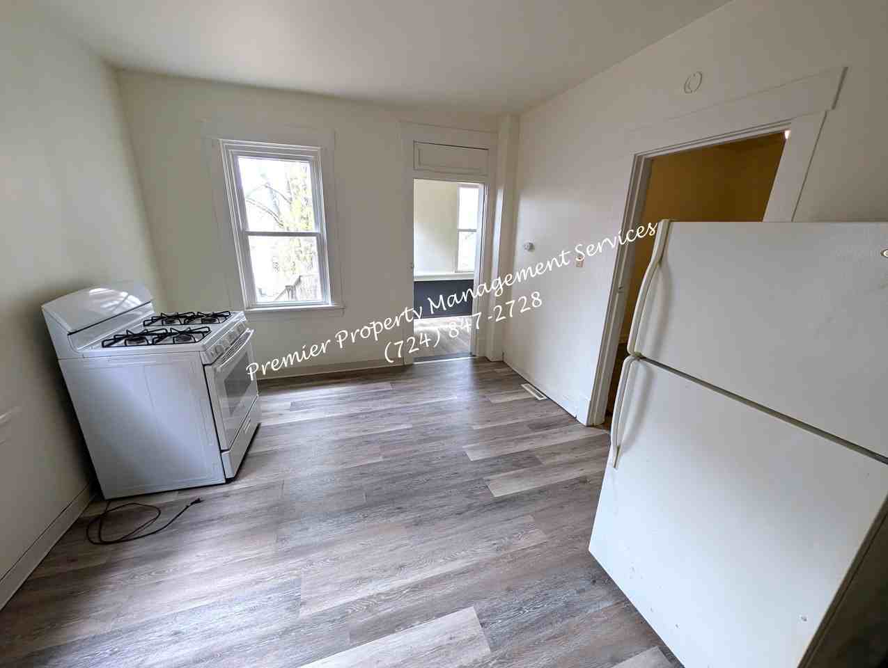 245 Merchant St #REAR - Photo 2 of 7