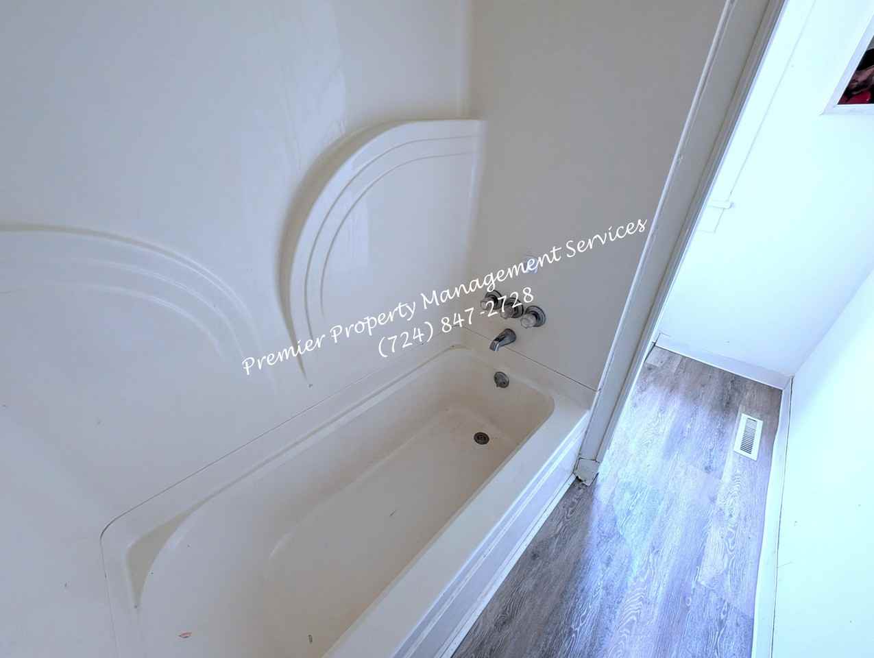 245 Merchant St #REAR - Photo 6 of 7