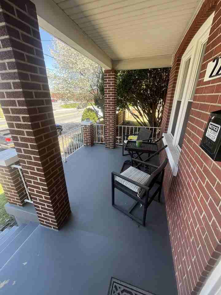 220 E Liberty St #1 - Photo 6 of 46