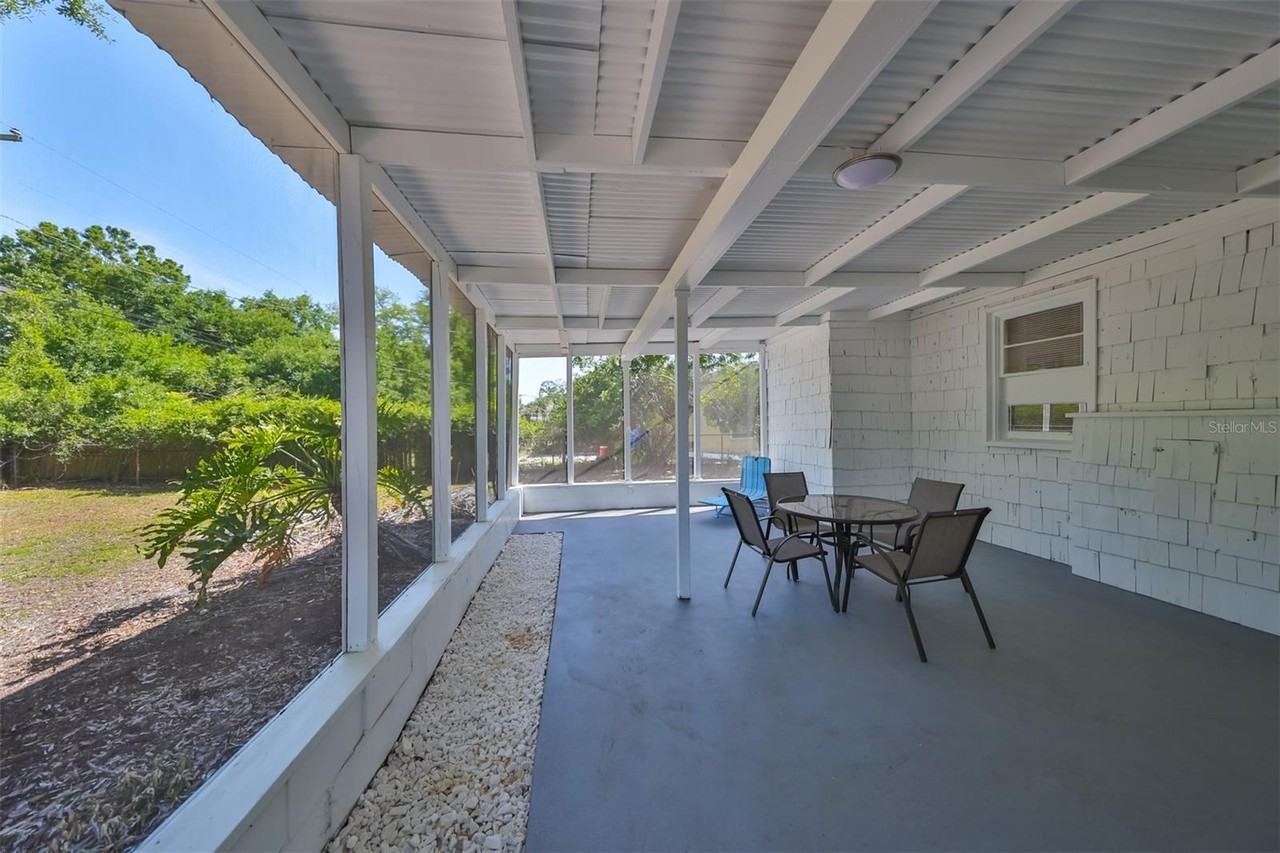 5117 N Rome Ave - Photo 7 of 9