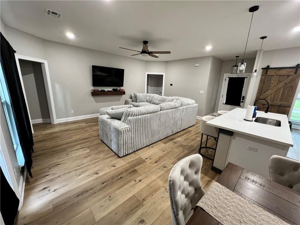 40773 Hayes Rd - Photo 4 of 20