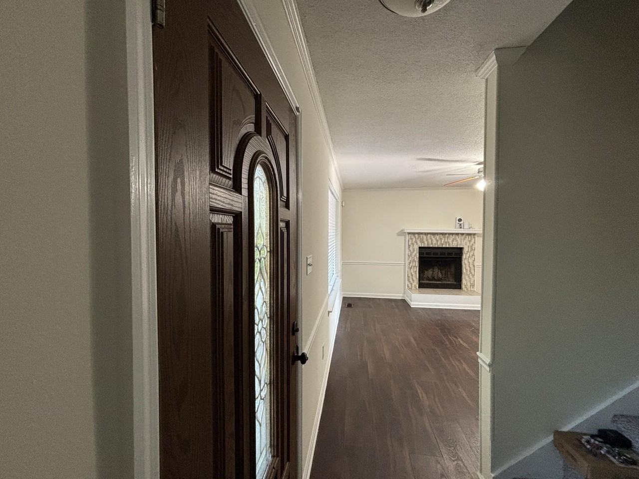 210 Foxdale Dr - Photo 3 of 17