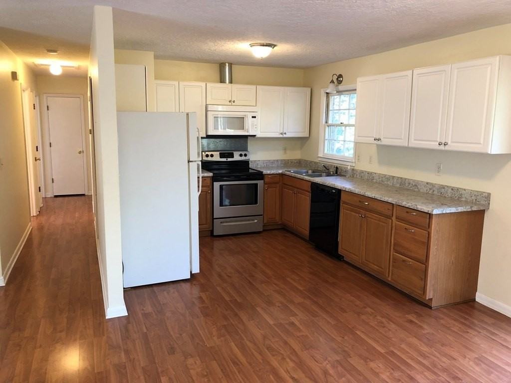 812 Springdale Rd - Photo 6 of 20