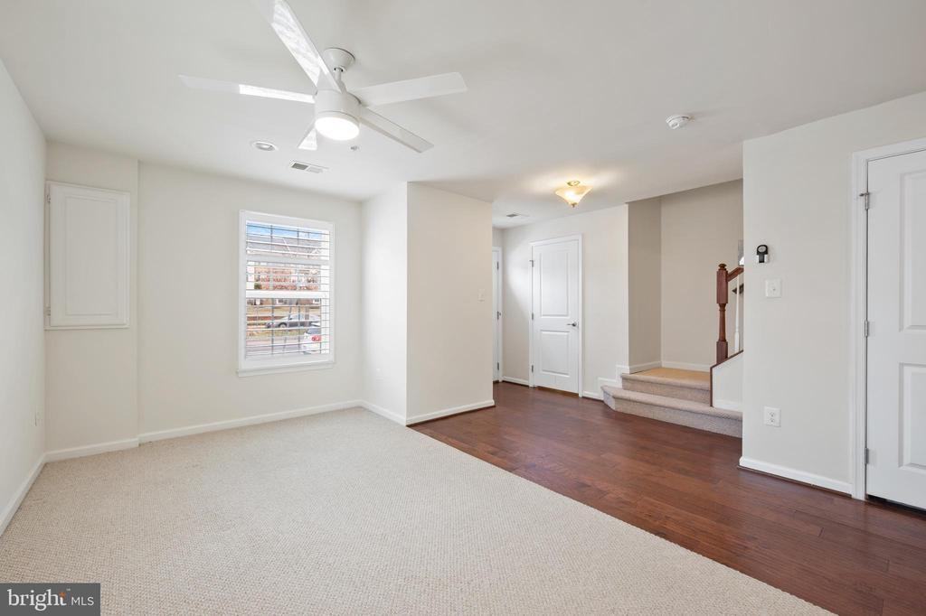 13312 Waterford Hills Blvd - Photo 5 of 29