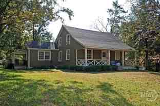 1085 Macon Hwy #B - Photo 1 of 1